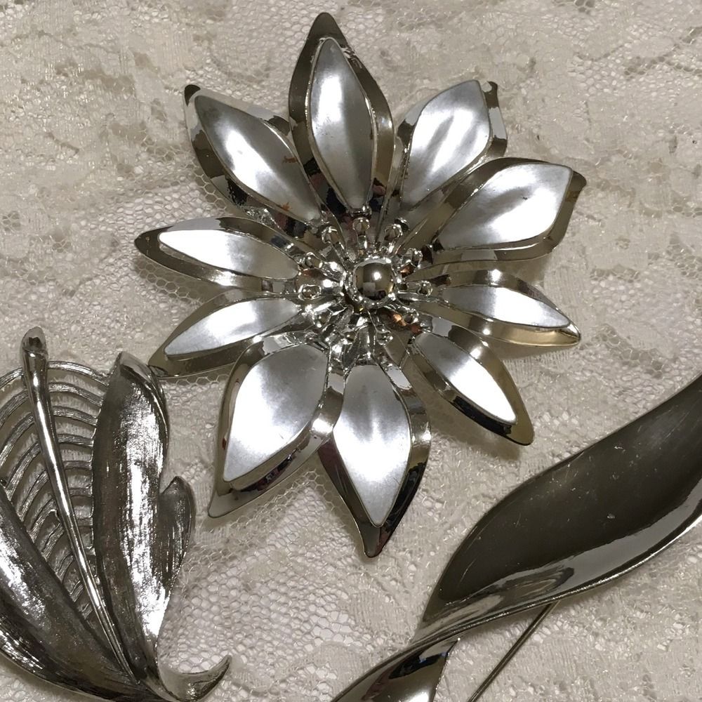 Vintage Brooch Lot Silver Tone Large metal Statement - Picture 5 of 6